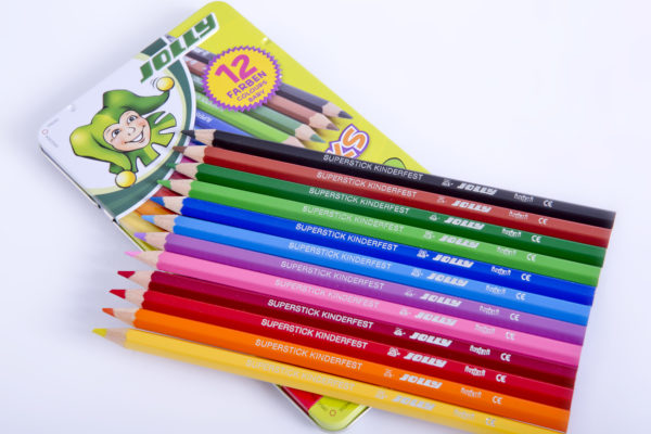 Buntstifte für die Schule in 12 leuchtenden Farben